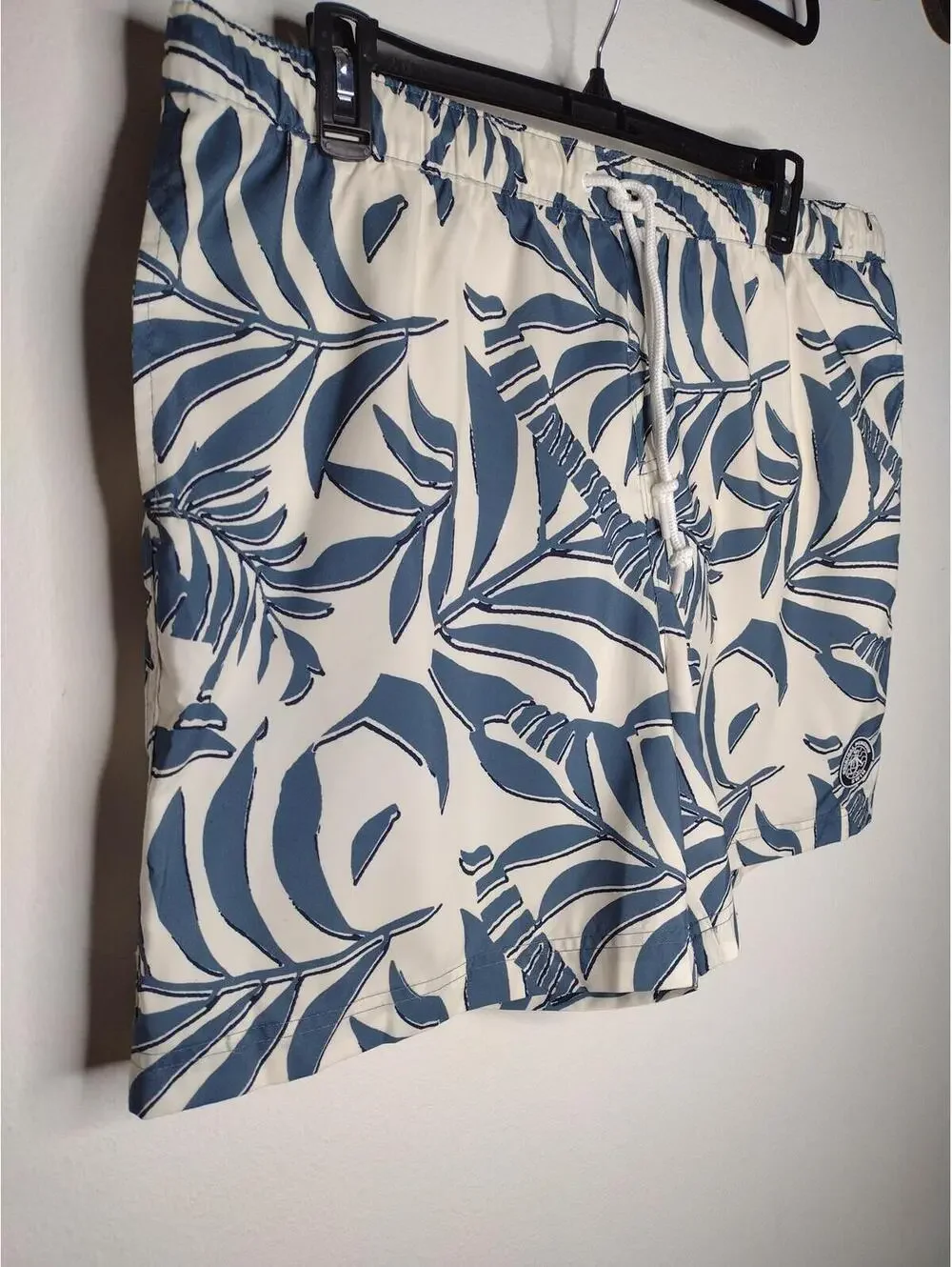 NWOT Original Penguin Men's White/Blue Tropical Swim Trunks Size XXL